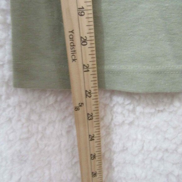 New York style tank top‎ Womens size medium green Polyester blend front design - Picture 5 of 6